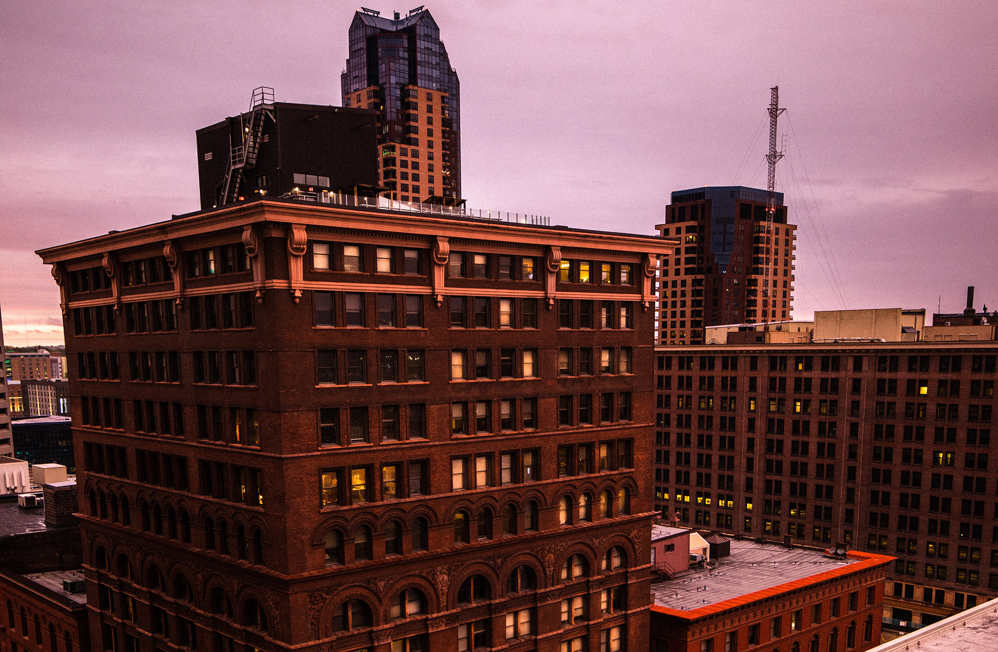 Downtown Saint Paul, Minnesota building at dusk